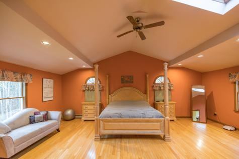 10 Brighton Hill Road Minot ME 04258