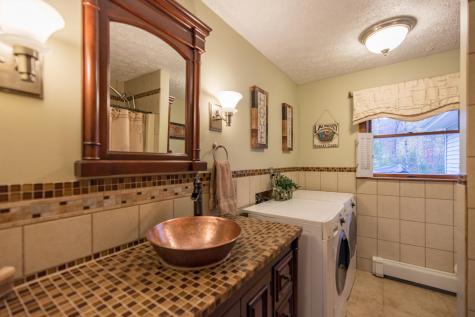 10 Brighton Hill Road Minot ME 04258