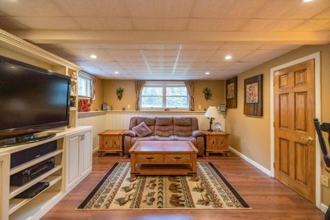 10 Brighton Hill Road Minot ME 04258