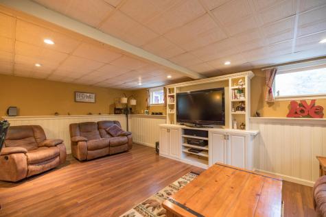 10 Brighton Hill Road Minot ME 04258