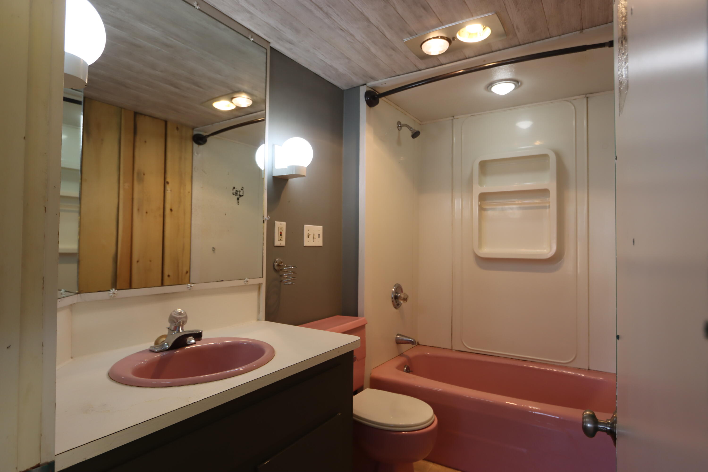 230 Lake Street Auburn ME 04210