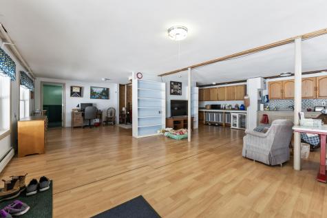 228 Lord Road Buxton ME 04093