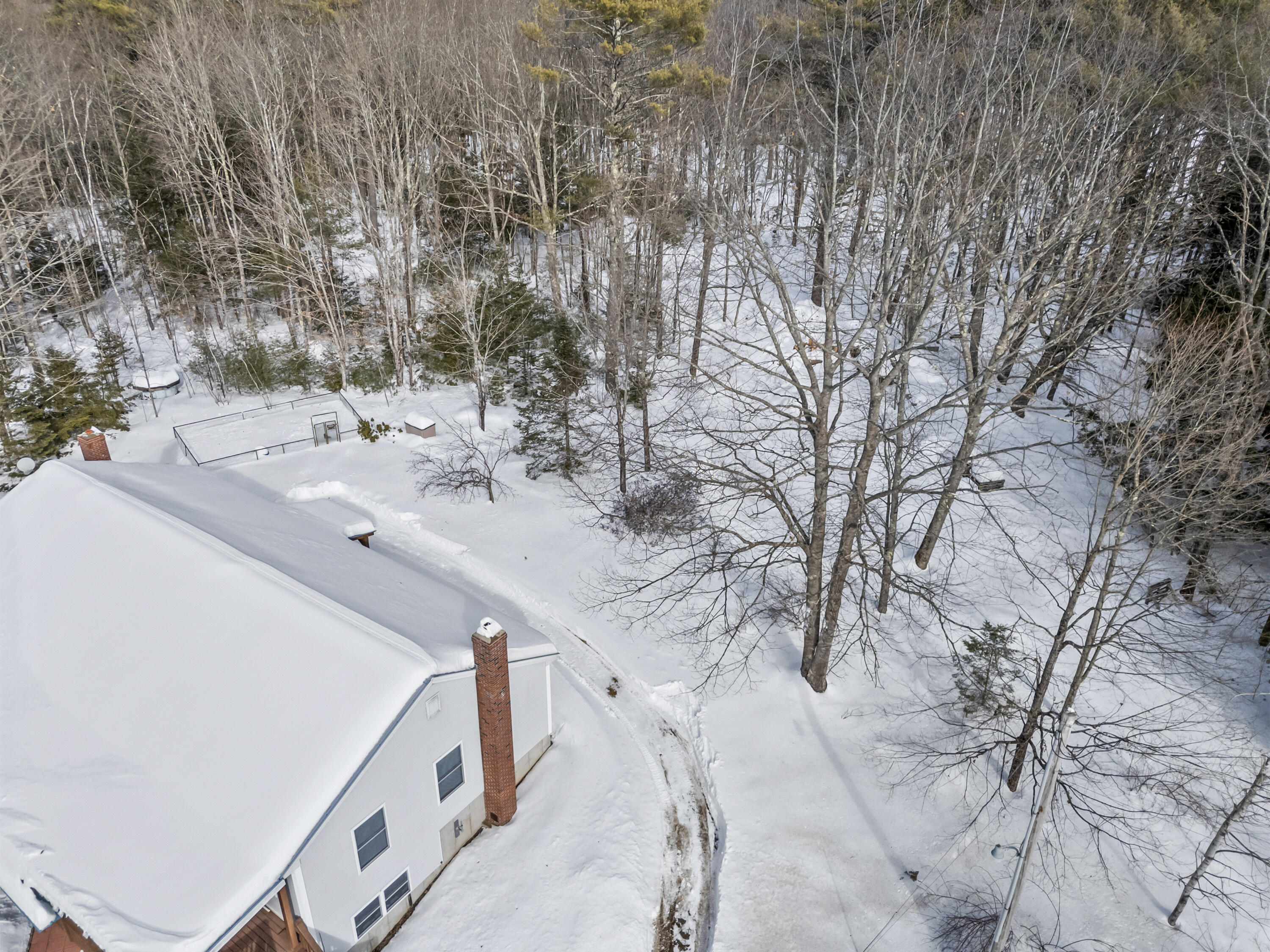 228 Lord Road Buxton ME 04093