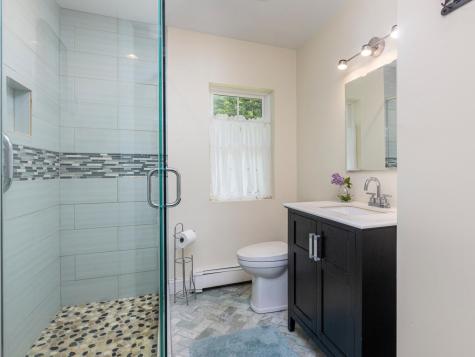 26 Woodbury Street Yarmouth ME 04096