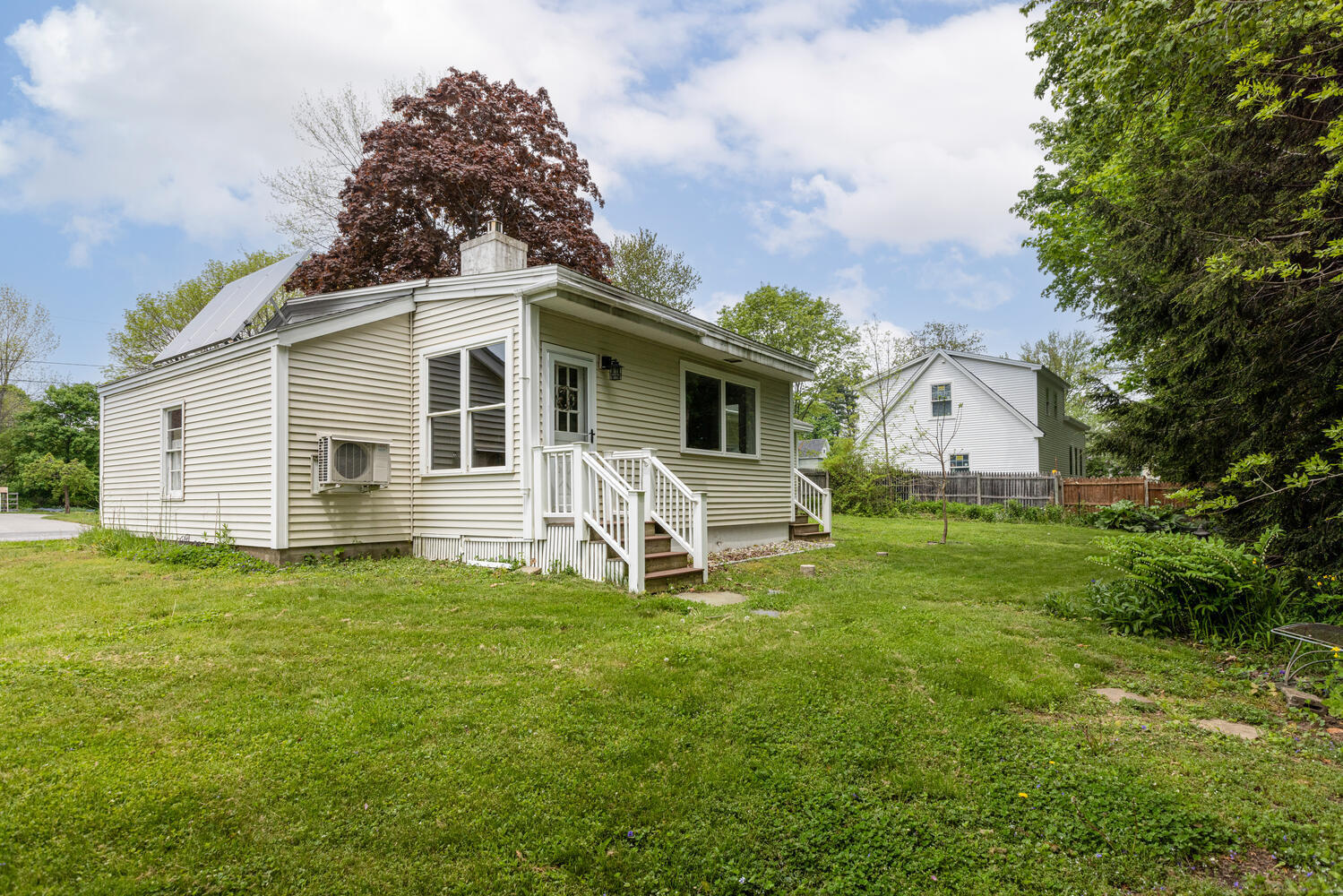 26 Woodbury Street Yarmouth ME 04096