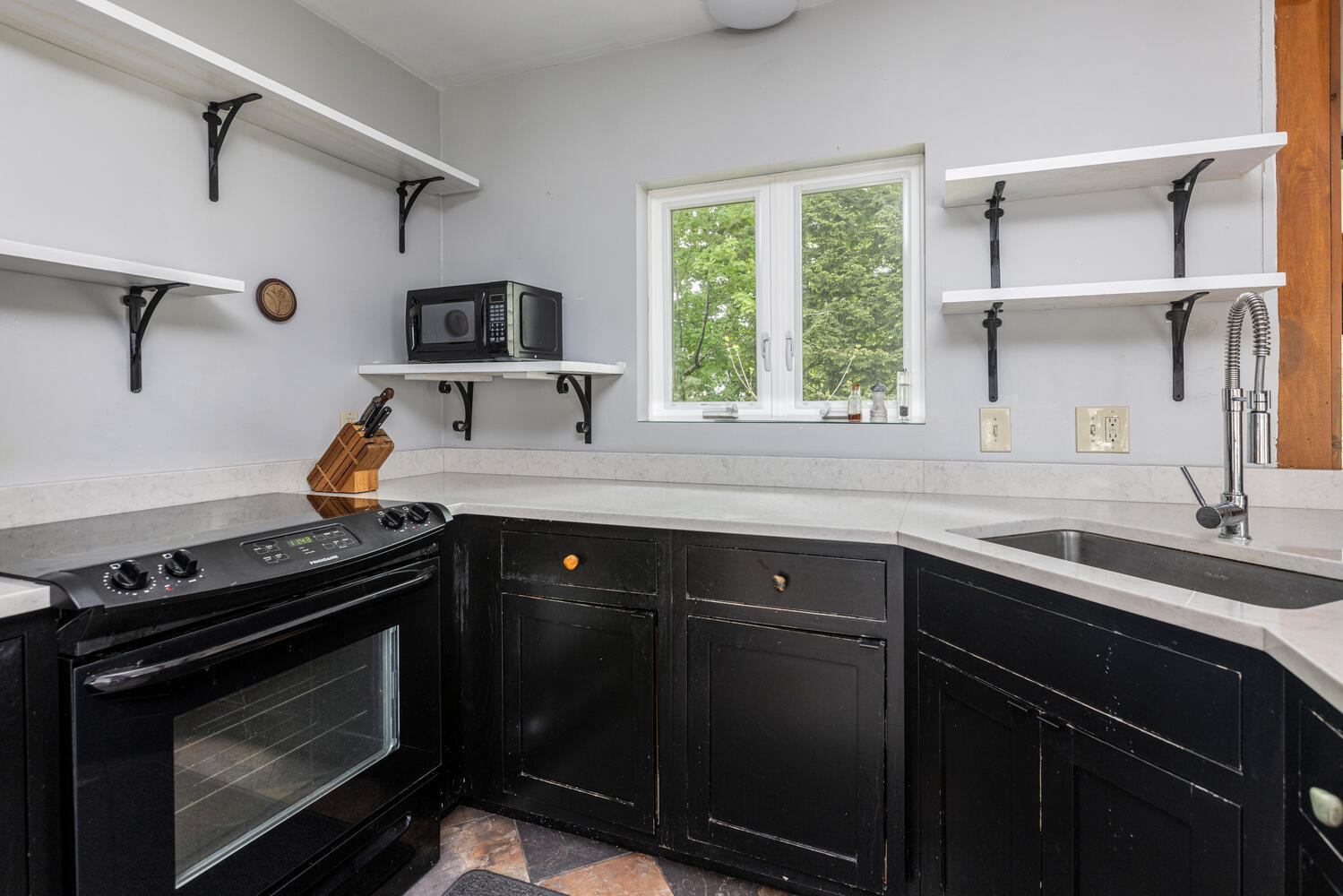 26 Woodbury Street Yarmouth ME 04096
