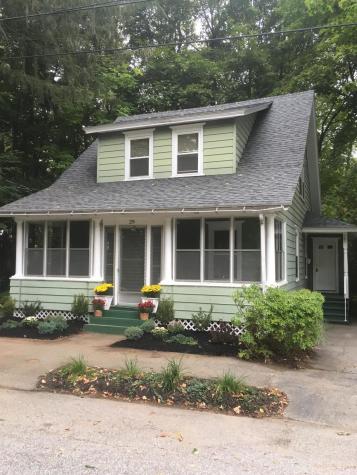 29 Oakland Street Auburn ME 04210