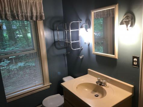 29 Oakland Street Auburn ME 04210
