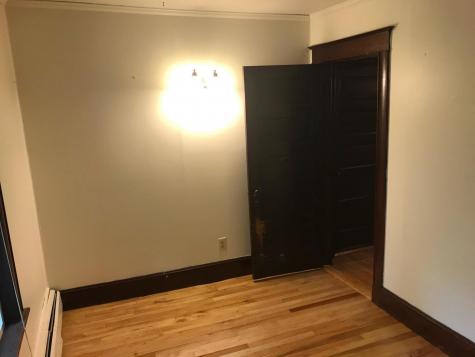 29 Oakland Street Auburn ME 04210