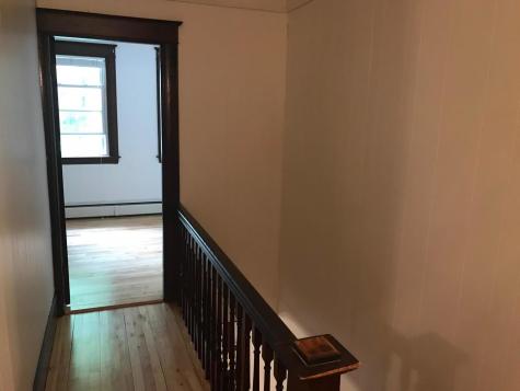 29 Oakland Street Auburn ME 04210