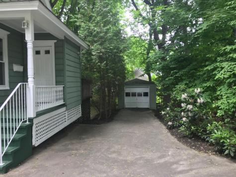 29 Oakland Street Auburn ME 04210