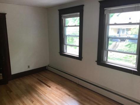 29 Oakland Street Auburn ME 04210