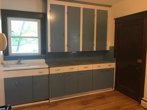 29 Oakland Street Auburn ME 04210