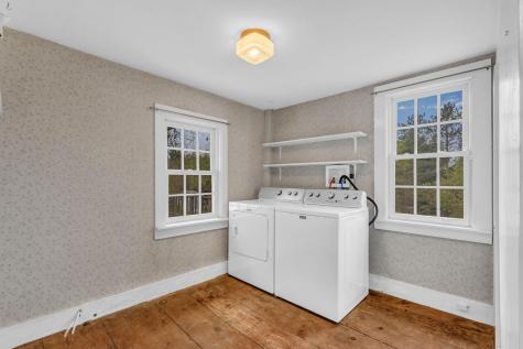 33 Fields Pond Road Orrington ME 04474
