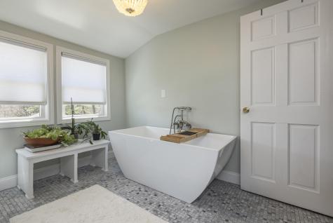 430 E Main Street Yarmouth ME 04096