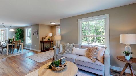 102 Cape Road Raymond ME 04071