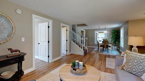 102 Cape Road Raymond ME 04071
