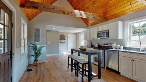 102 Cape Road Raymond ME 04071
