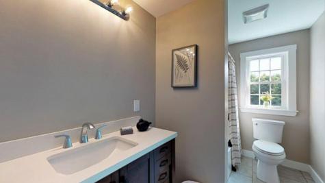 102 Cape Road Raymond ME 04071