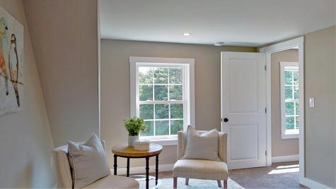 102 Cape Road Raymond ME 04071