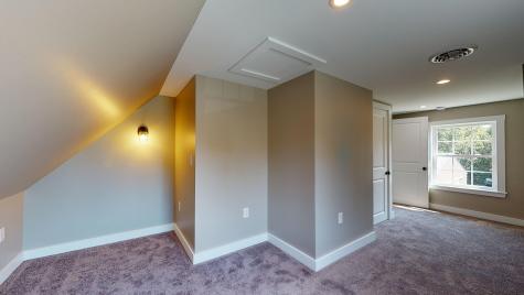 102 Cape Road Raymond ME 04071