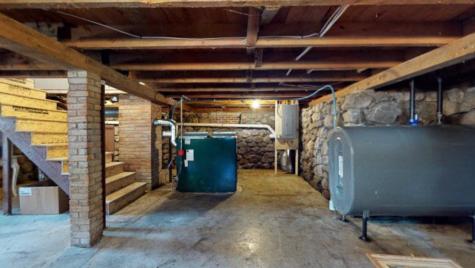 102 Cape Road Raymond ME 04071