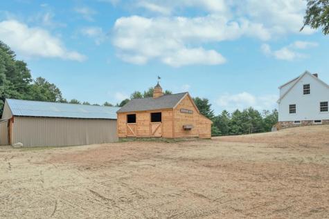 102 Cape Road Raymond ME 04071