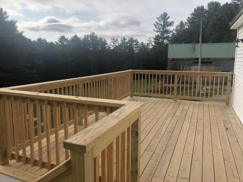 102 Cape Road Raymond ME 04071