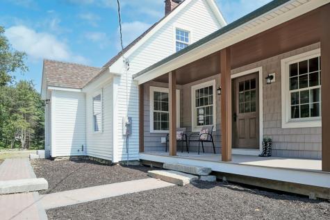 102 Cape Road Raymond ME 04071