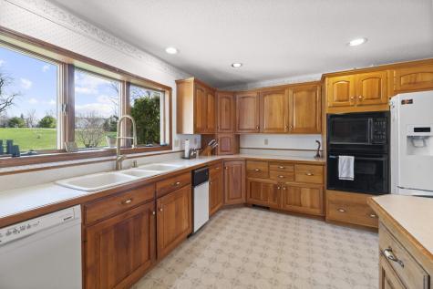 74 Comins Lane Eddington ME 04428