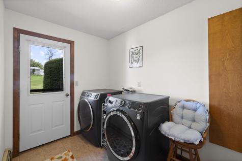 74 Comins Lane Eddington ME 04428