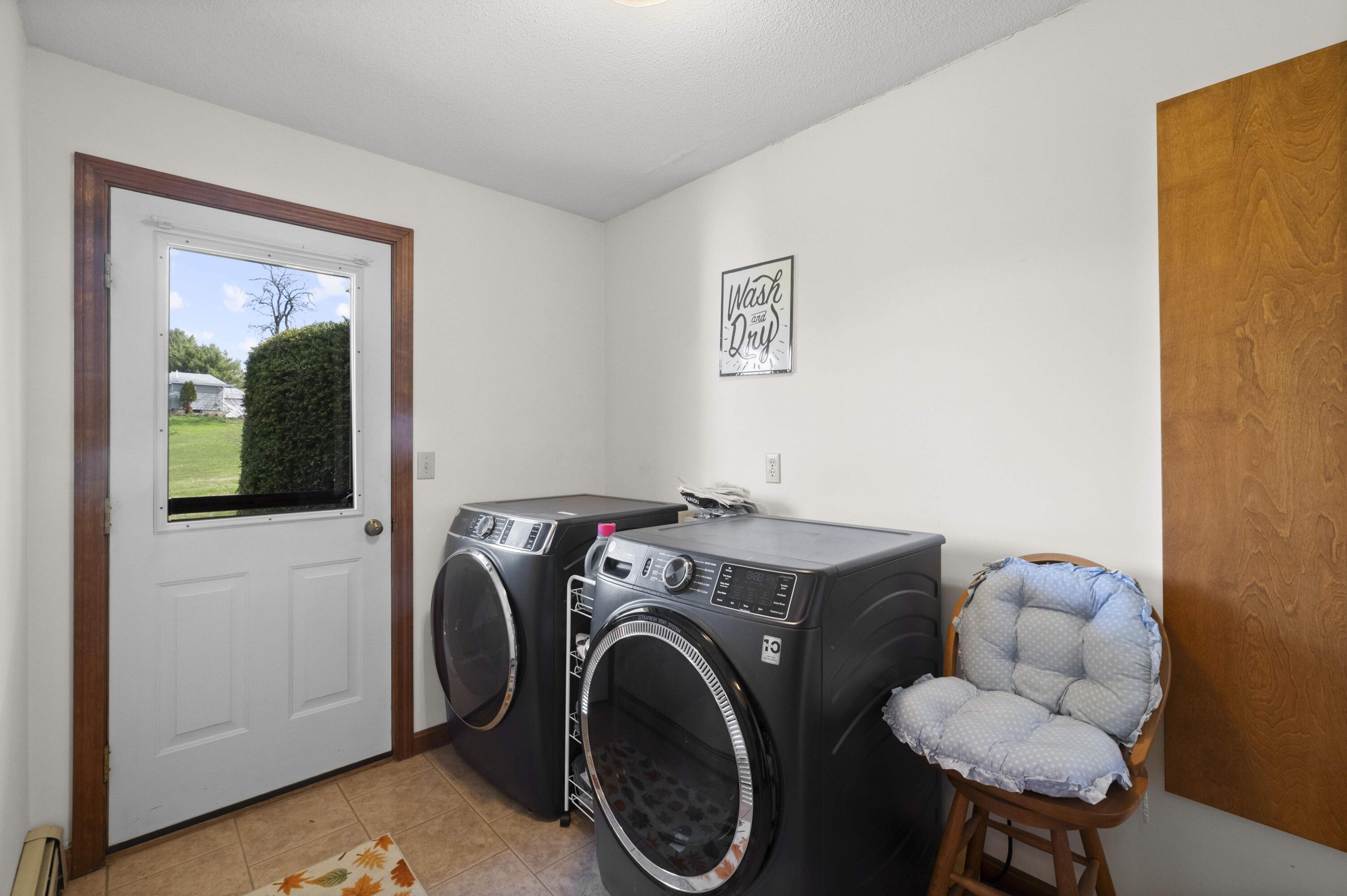 74 Comins Lane Eddington ME 04428