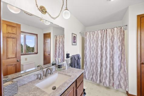 74 Comins Lane Eddington ME 04428