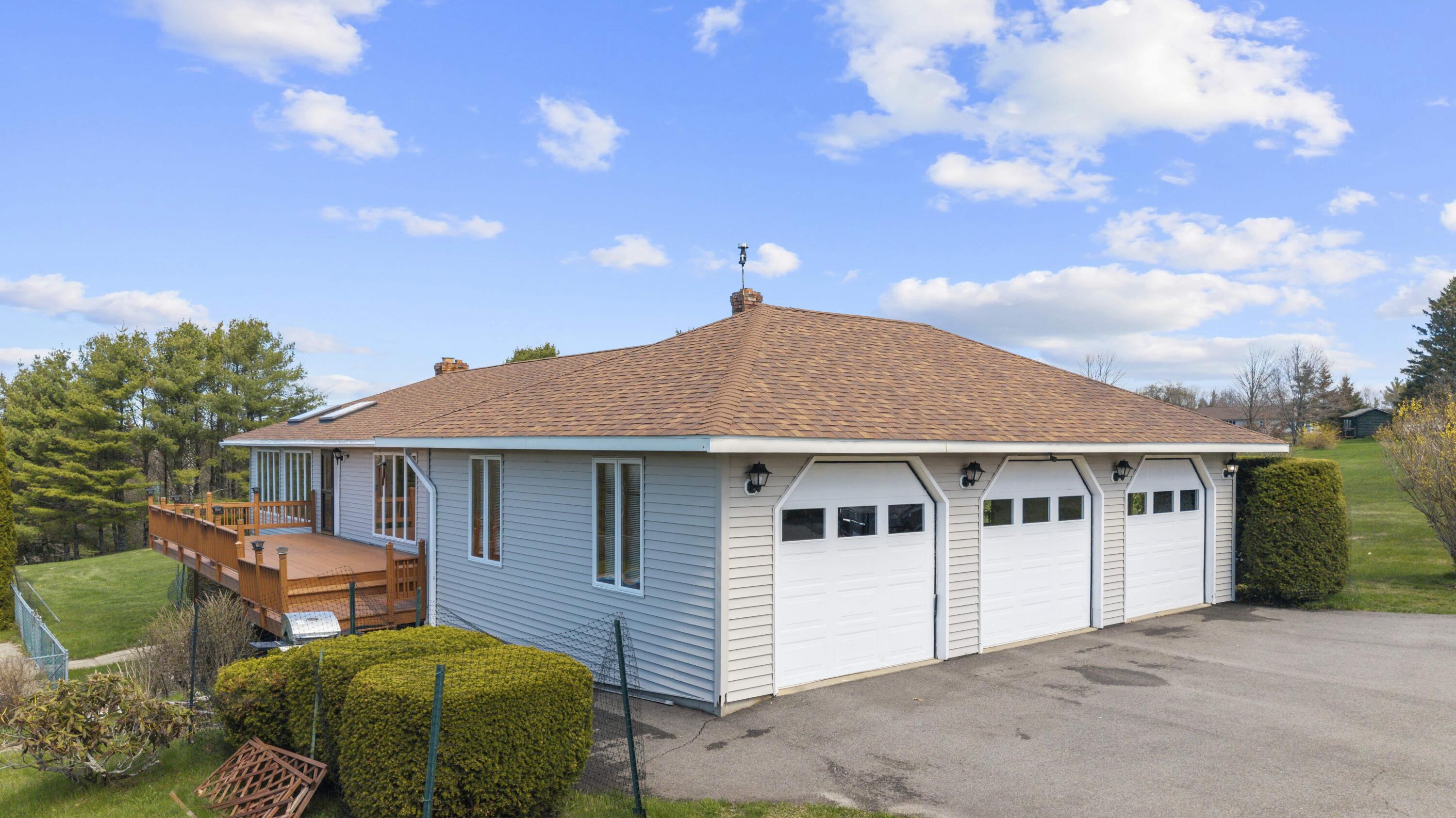 74 Comins Lane Eddington ME 04428