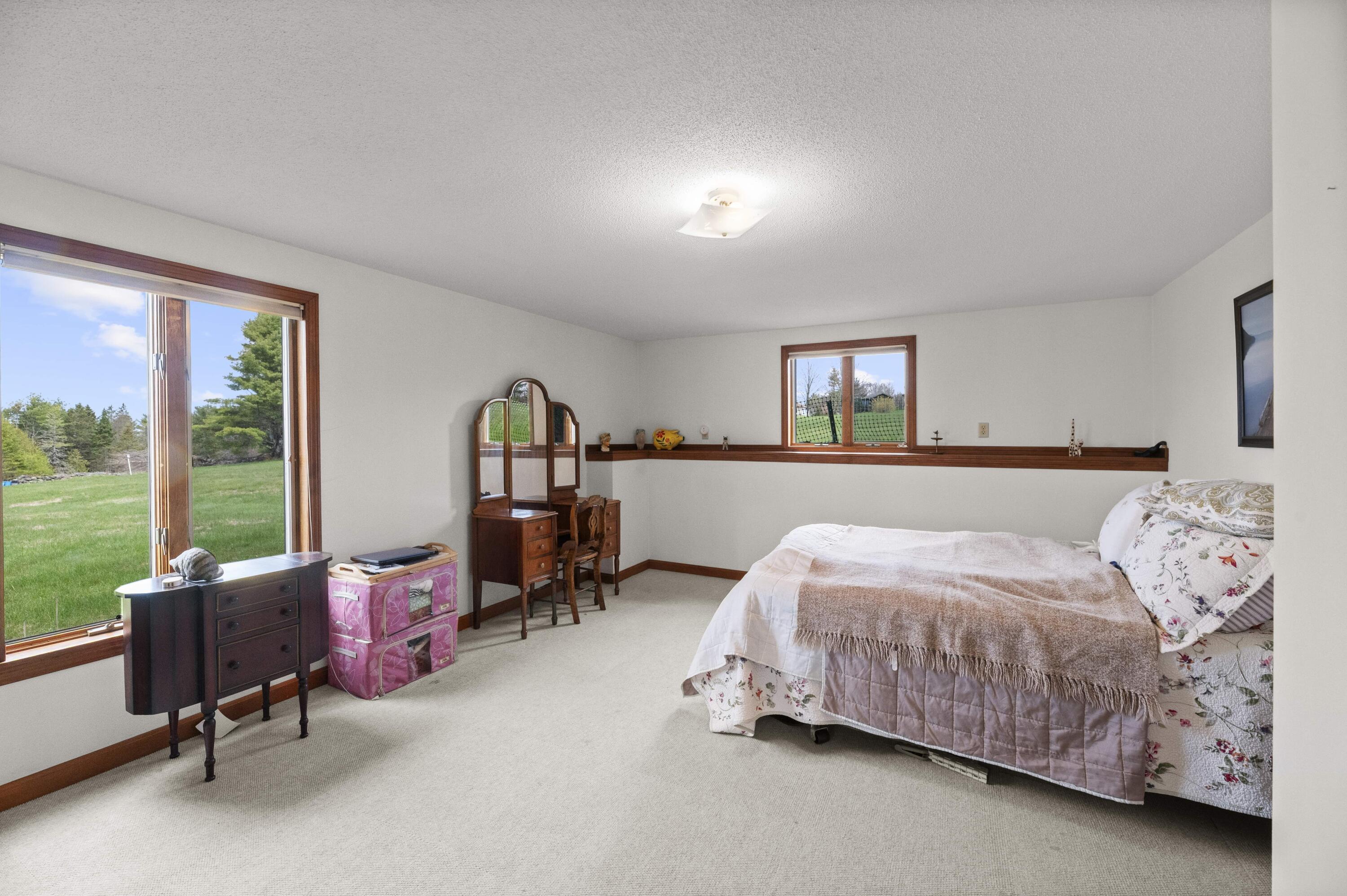 74 Comins Lane Eddington ME 04428