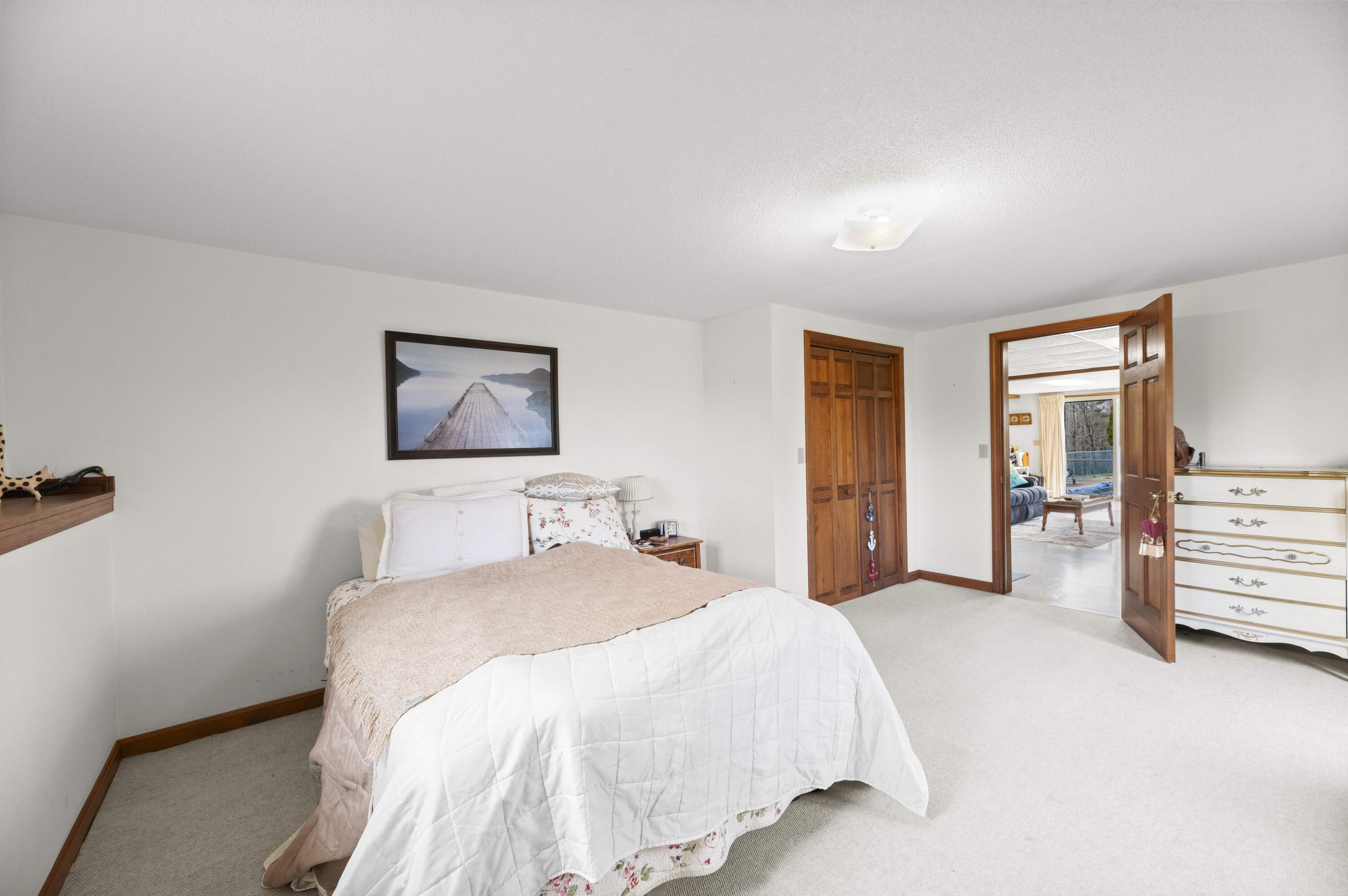 74 Comins Lane Eddington ME 04428