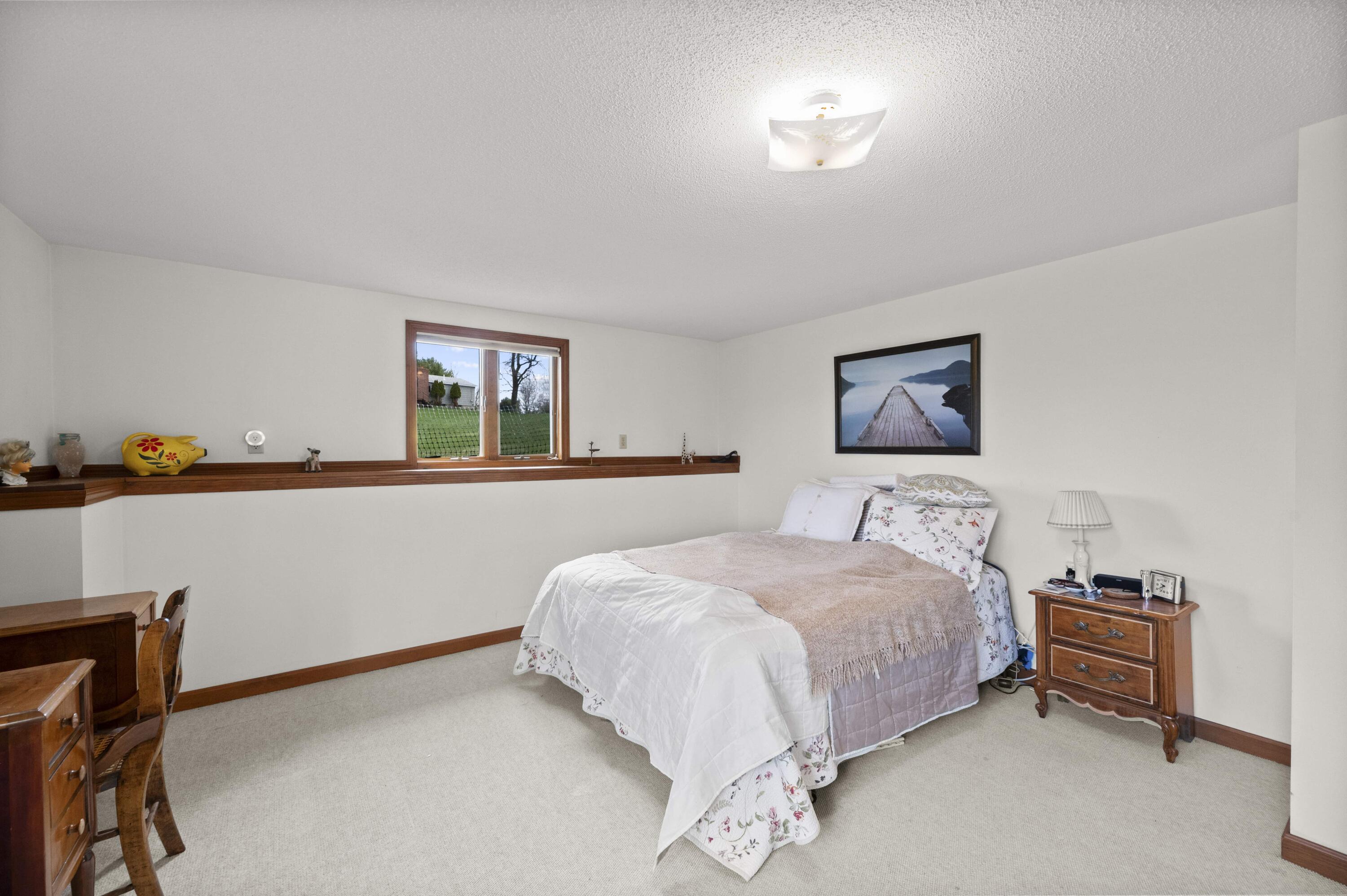 74 Comins Lane Eddington ME 04428