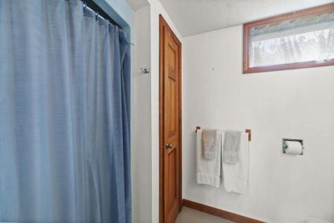 74 Comins Lane Eddington ME 04428