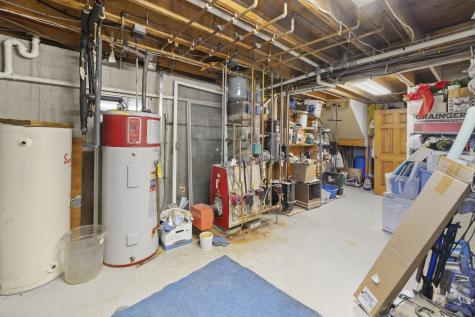 74 Comins Lane Eddington ME 04428