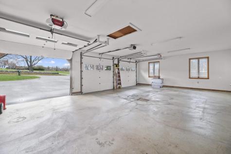 74 Comins Lane Eddington ME 04428