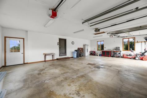 74 Comins Lane Eddington ME 04428
