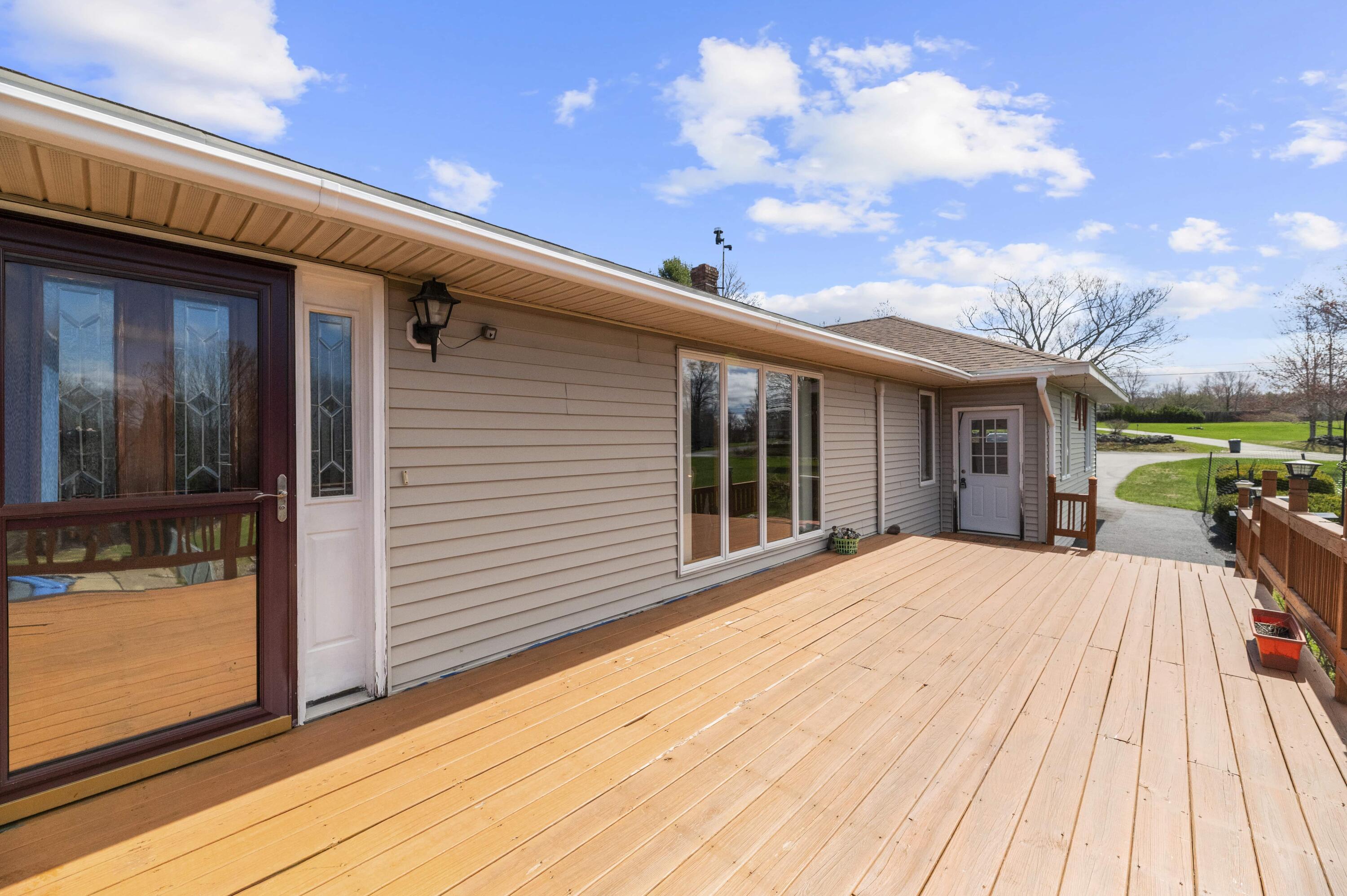 74 Comins Lane Eddington ME 04428