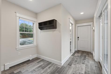 275 Middle Road Falmouth ME 04105