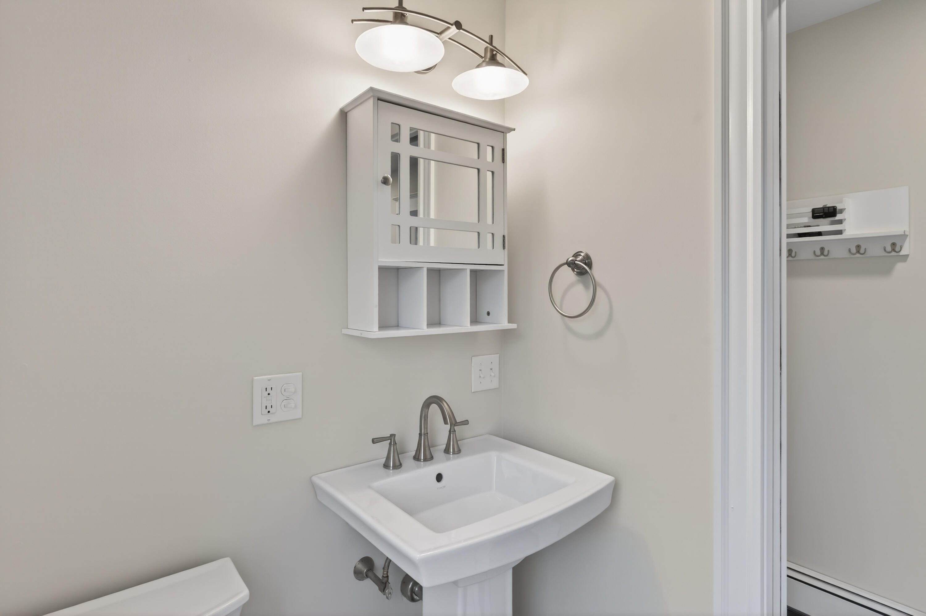 275 Middle Road Falmouth ME 04105
