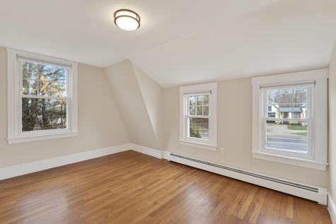 275 Middle Road Falmouth ME 04105
