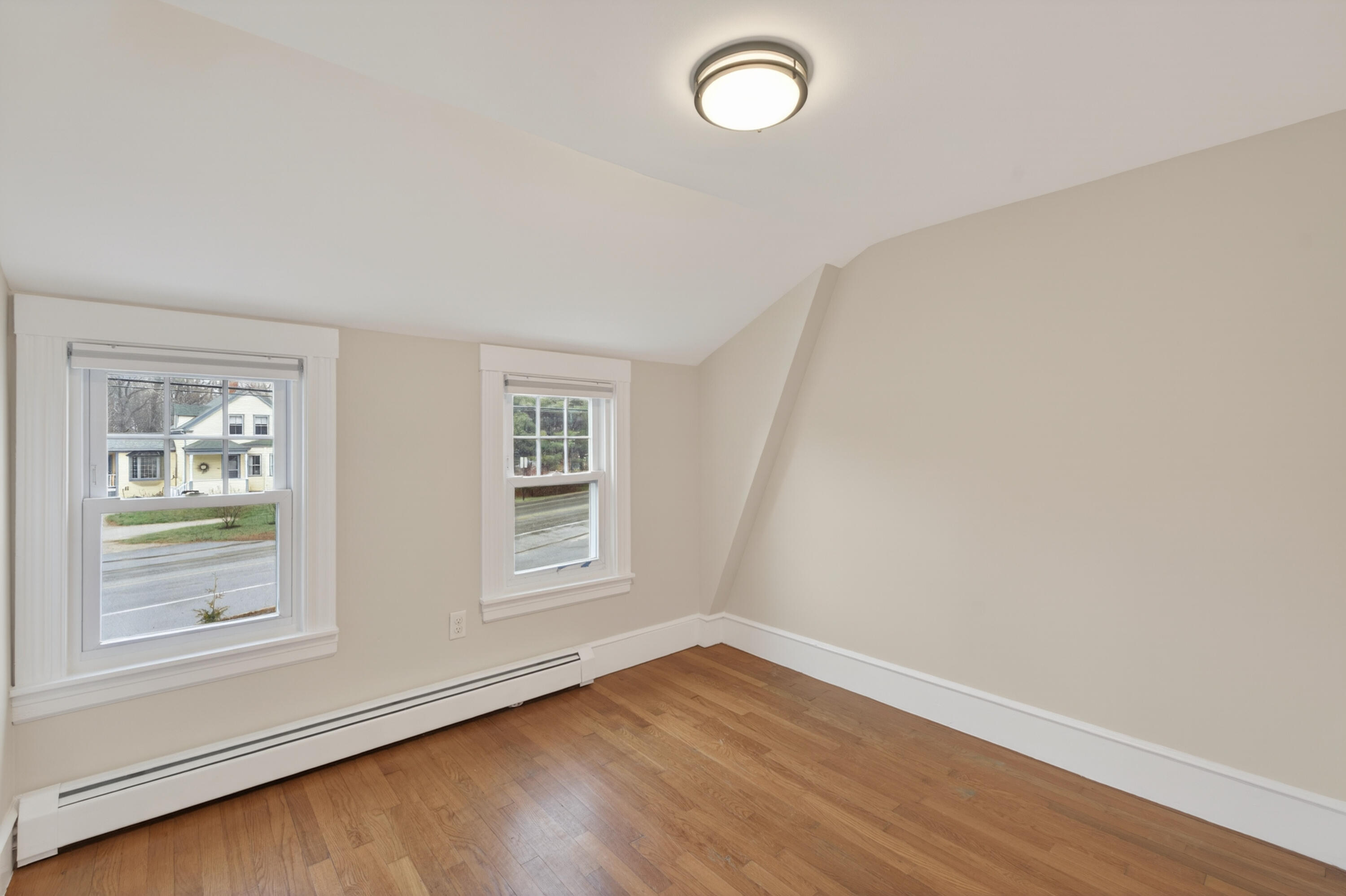 275 Middle Road Falmouth ME 04105