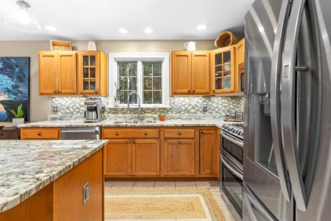 11 Fox Run Road Falmouth ME 04105