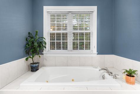 11 Fox Run Road Falmouth ME 04105