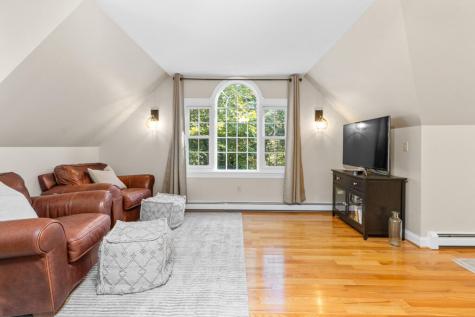 11 Fox Run Road Falmouth ME 04105