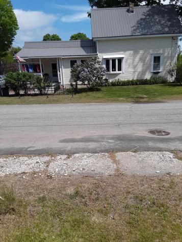 11 Cannard Street Gardiner ME 04345